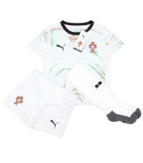 Ensemble Maillot Short Chaussettes Portugal Petit Enfant 2025/2026 Extérieur