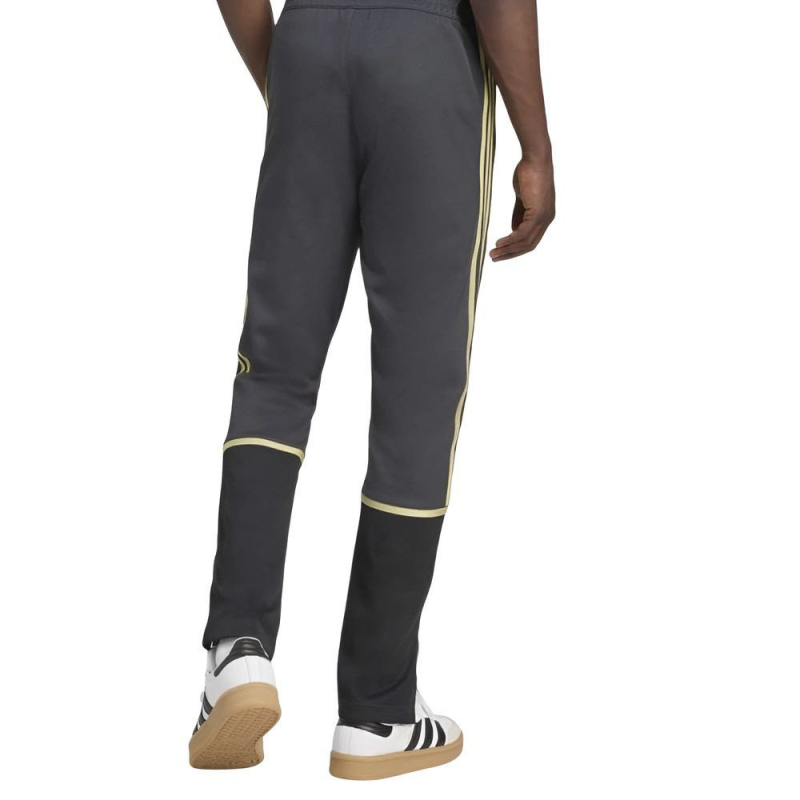  Survêtement Liverpool 2025/2026 - Adidas